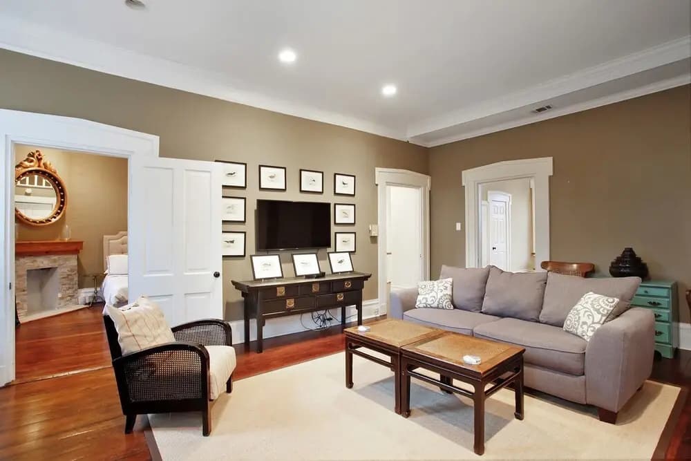 Jones Street Penthouse Unit #3 - 1 Br Apts