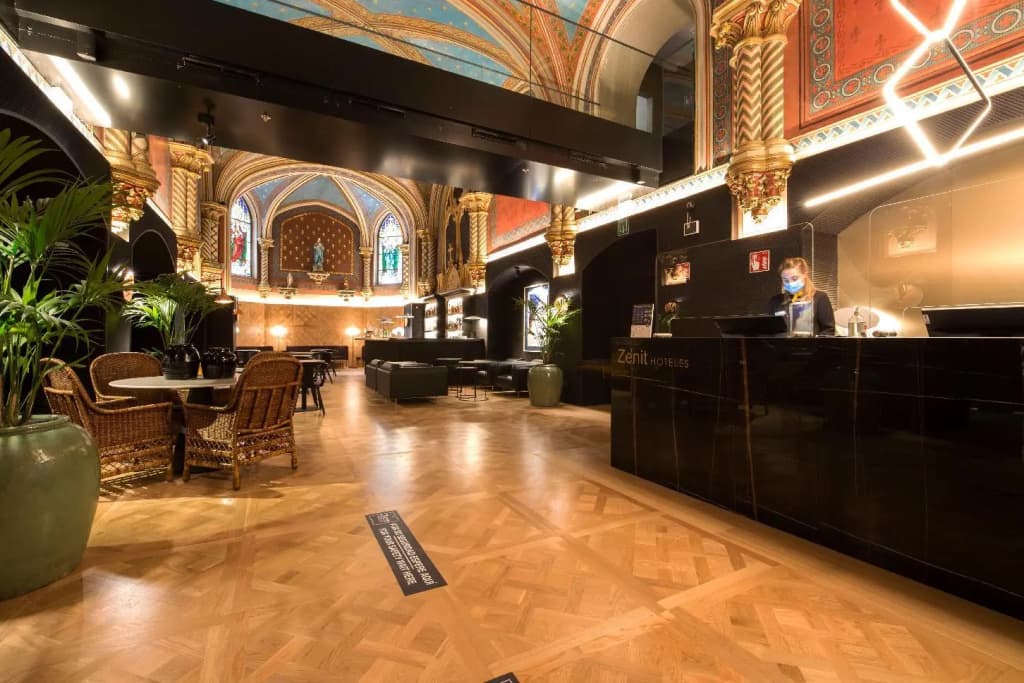 hotel