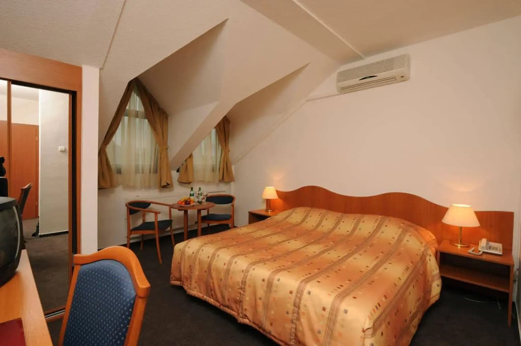 Hunguest Hotel Flora