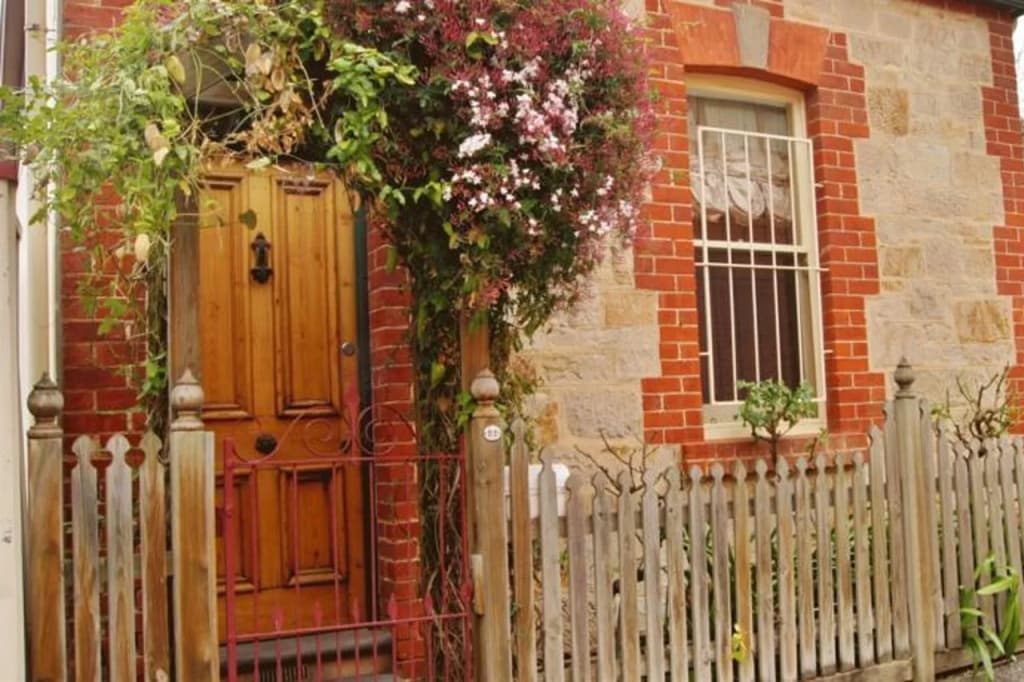 Photo 10
