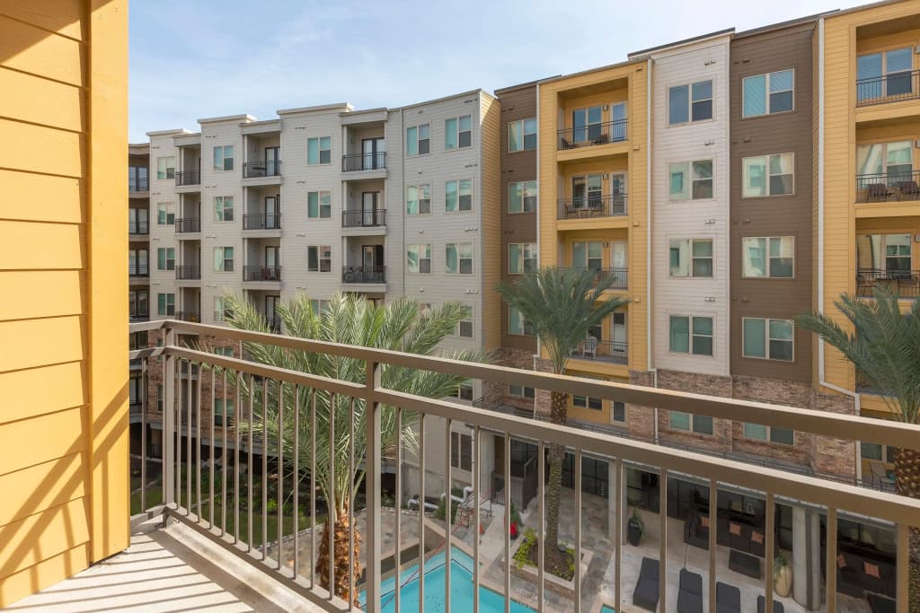 Elan Med Center 225 Apart-hotel