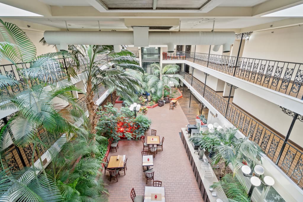 Coratel Plus Suites Wichita West Airport Hotel