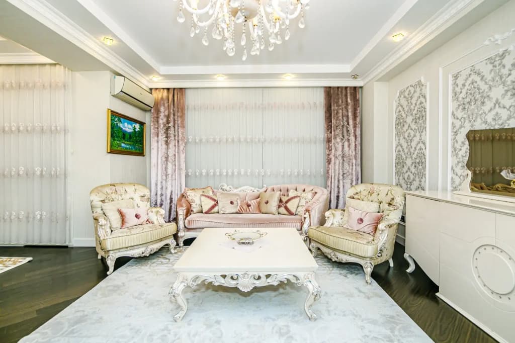 Luxury on Baku in Nizami street Flat