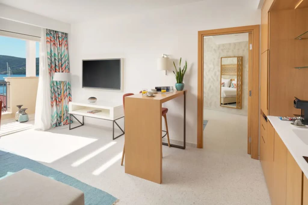 Photo 37