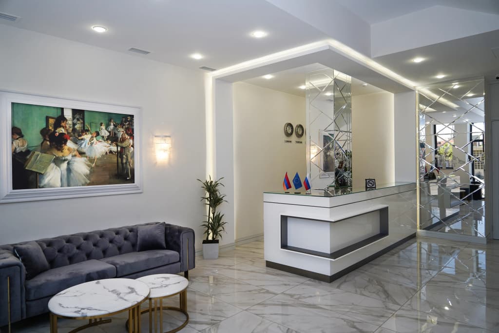 Igit Plaza Hotel