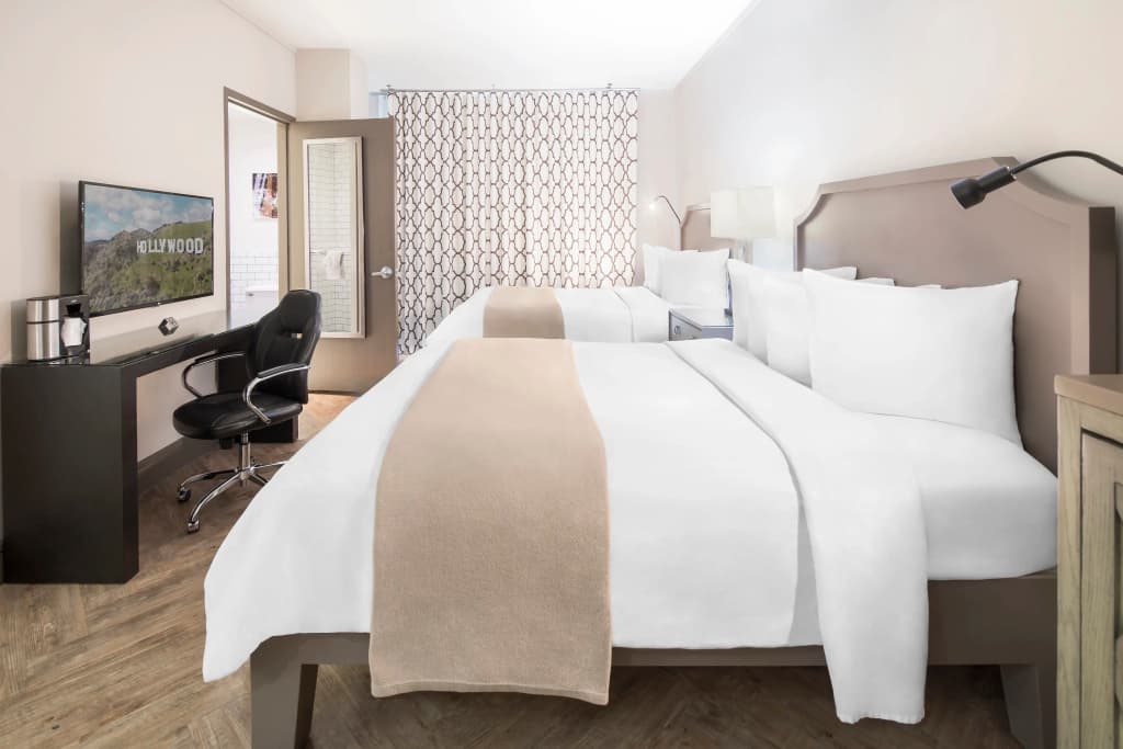 Ramada Hollywood Near Universal Studios