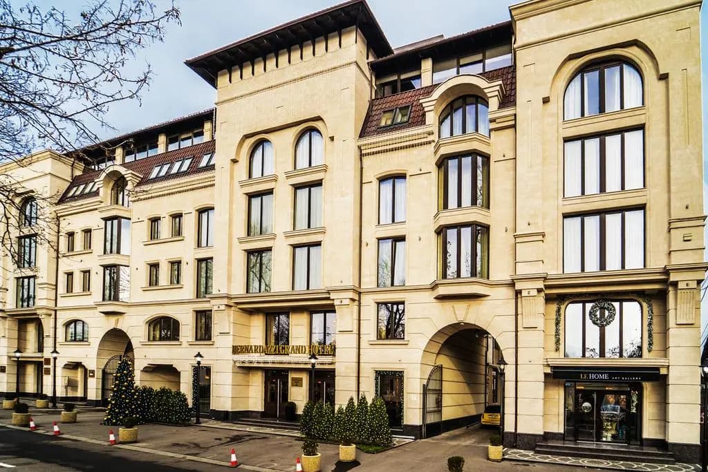 Bernardazzi Grand-Hotel