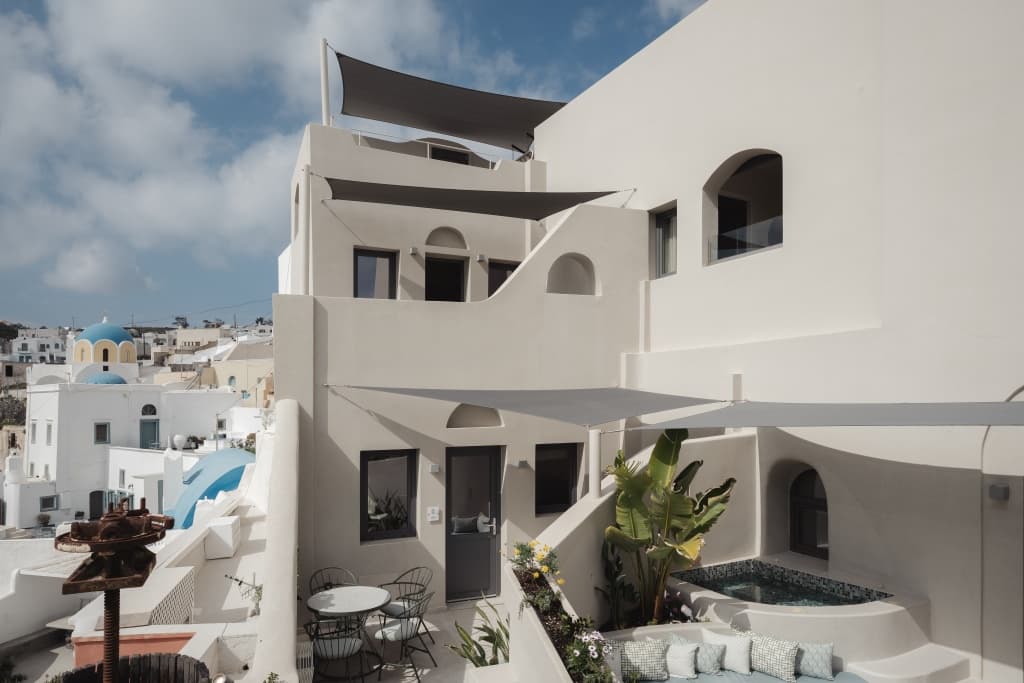 Galaria Serenity Suites Hotel
