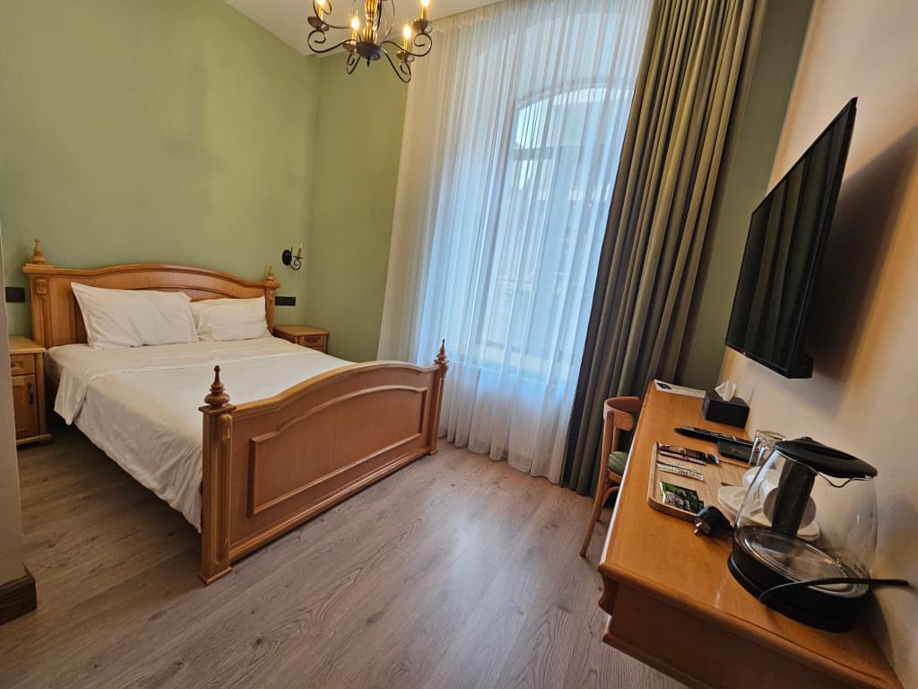 Photo 6