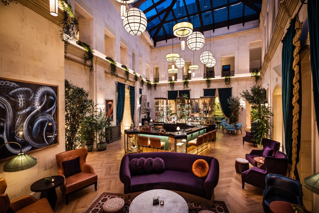 hotel
