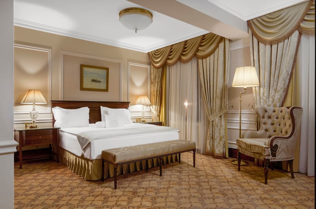 Nobil Luxury Hotel