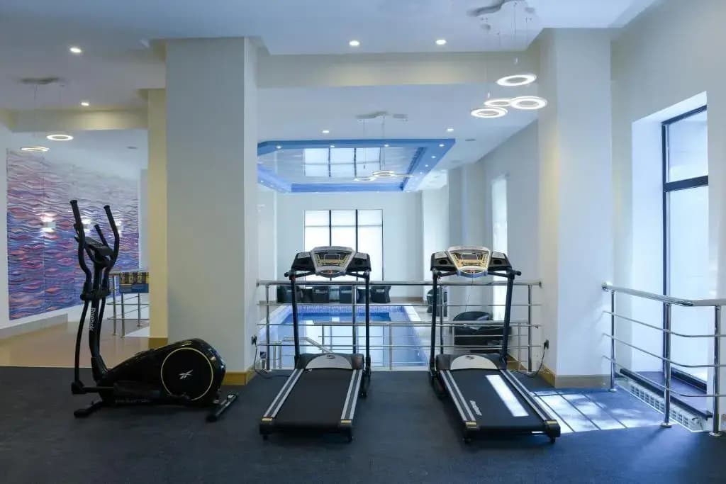 Photo 10