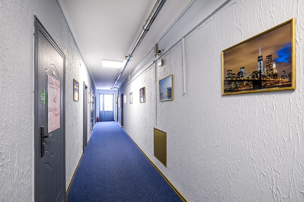 Photo 12