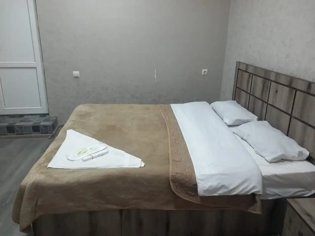 Star Zvartnoc Guest house