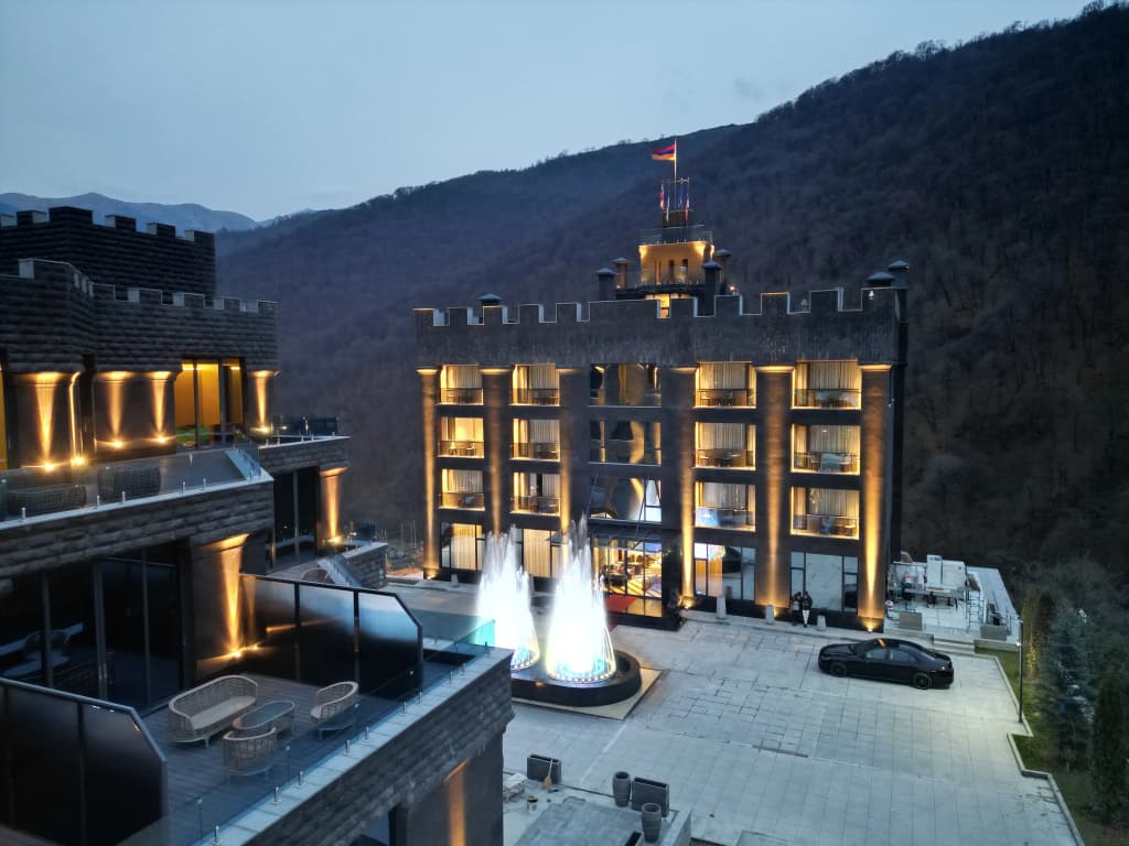 Mounthree Resort Hotel