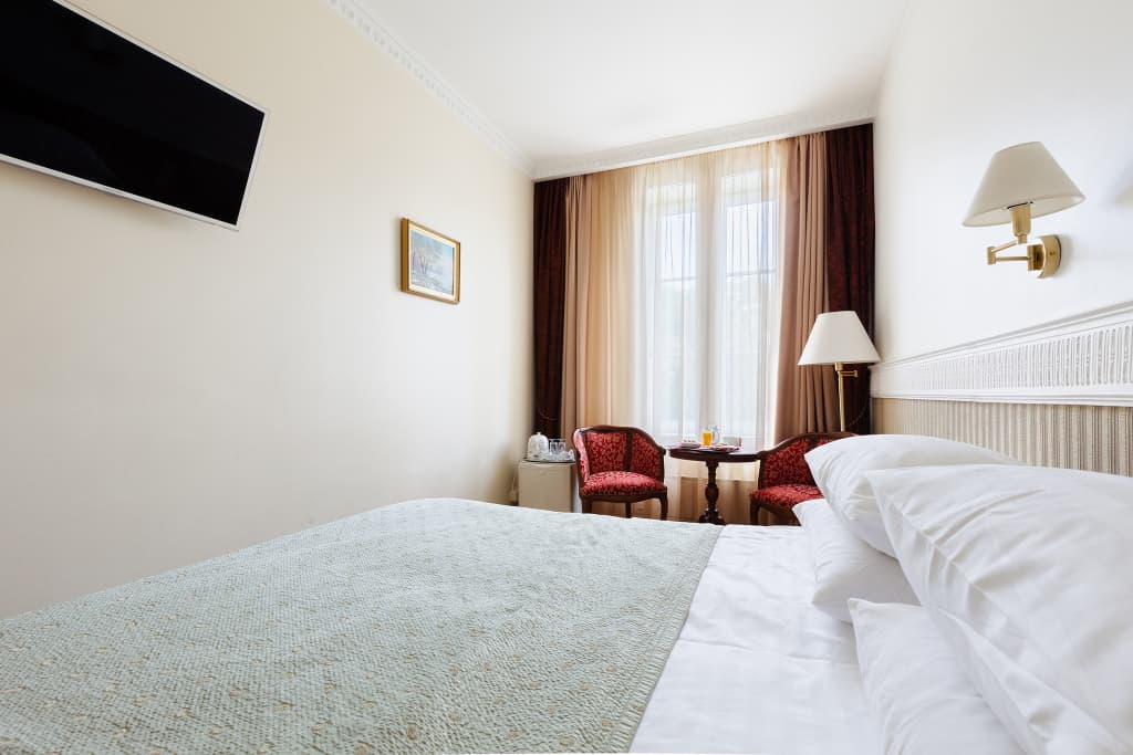 Chekhov Hotel