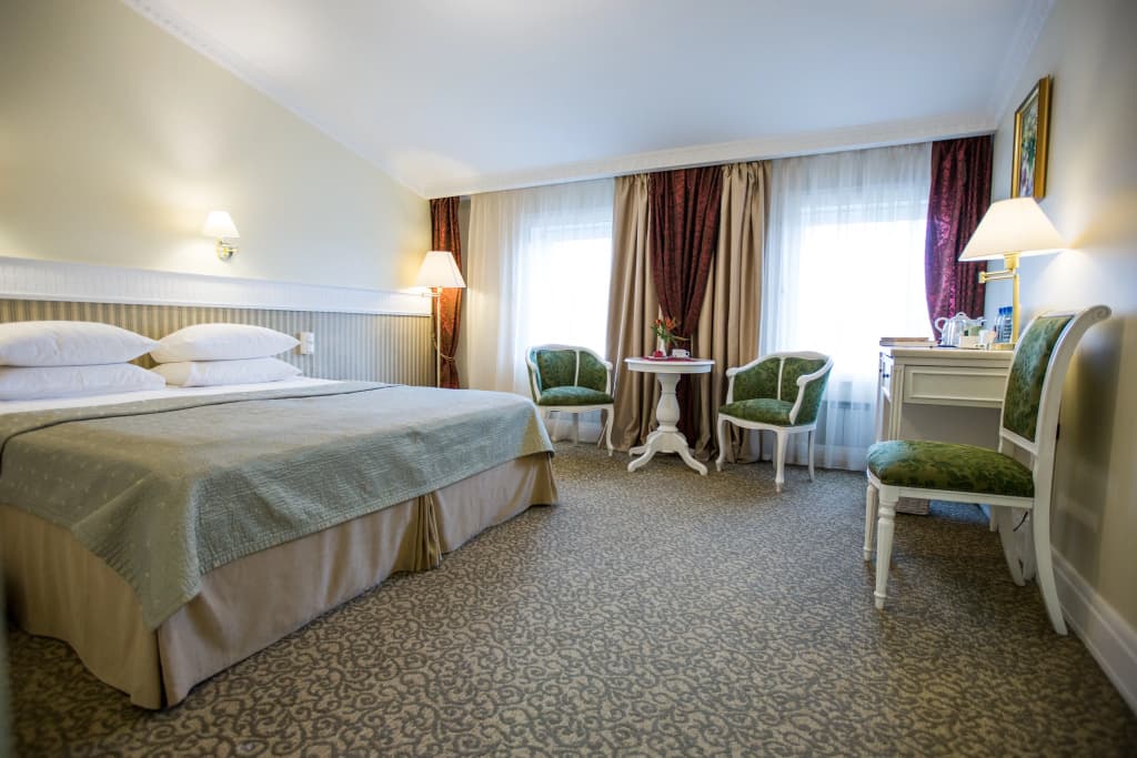 Chekhov Hotel