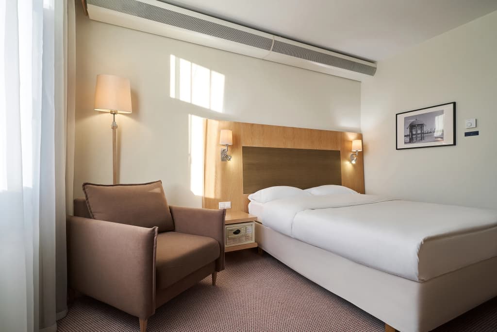 Cosmos Ekaterinburg Hotel