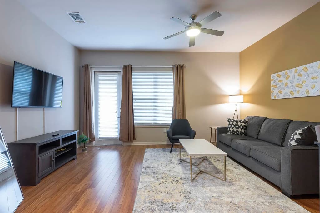 Elan Med Center 225 Apart-hotel