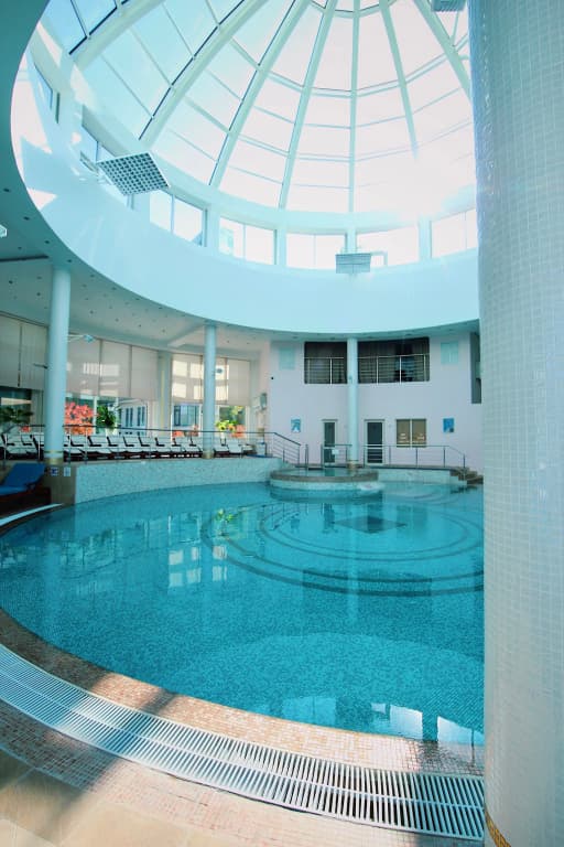 Ramada by Wyndham Yekaterinburg Hotel