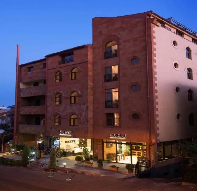 Bass Boutique Hotel