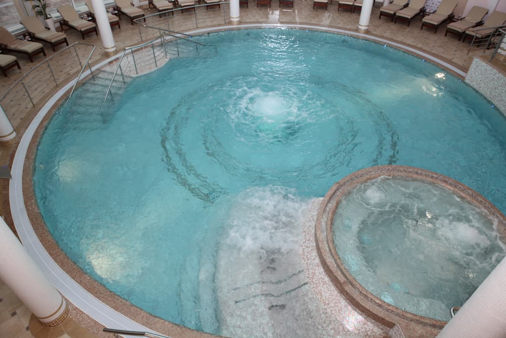 Ramada by Wyndham Yekaterinburg Hotel