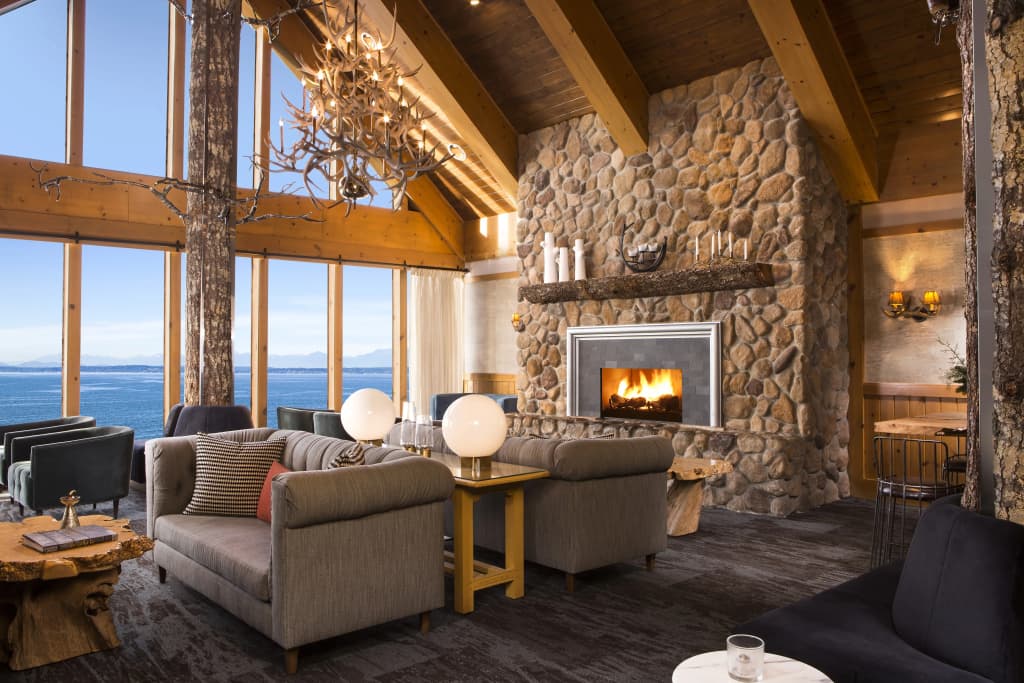 The Edgewater, A Noble House Hotel