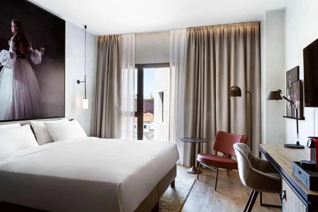hotel