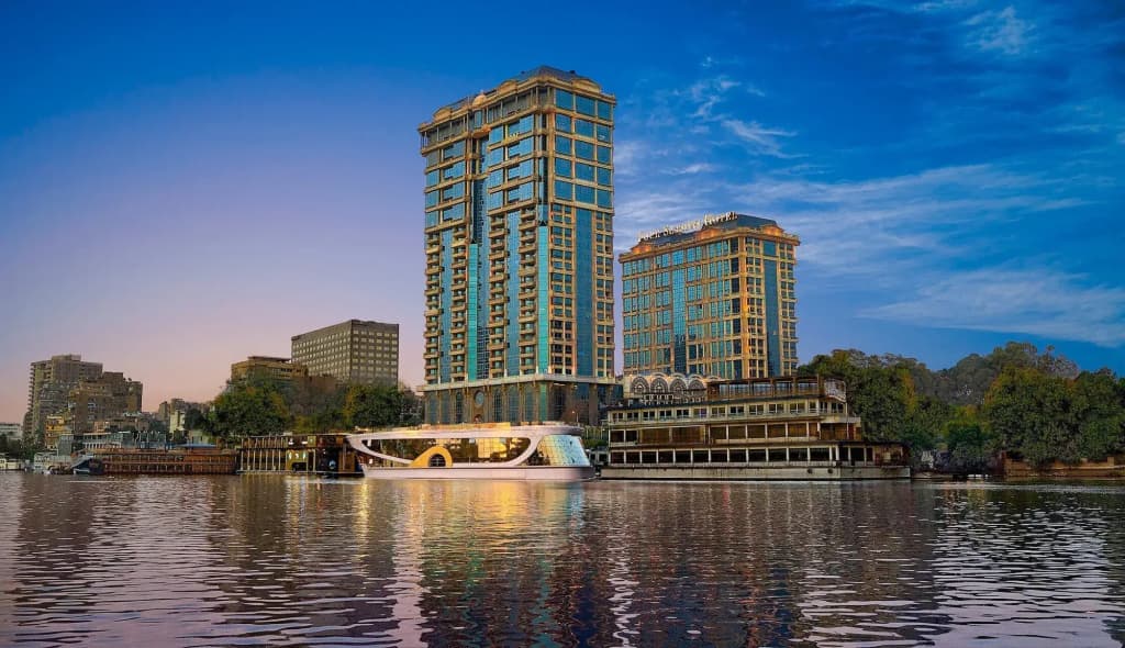 Four Seasons Hotel Cairo at First Residence