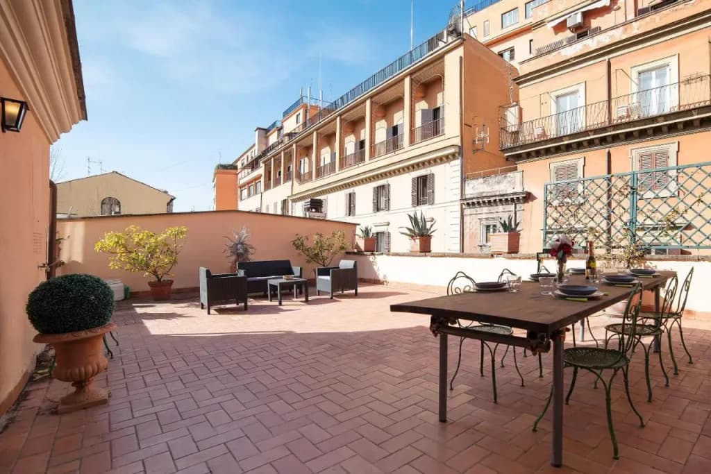 Monti Stunning Apartment with Terrace