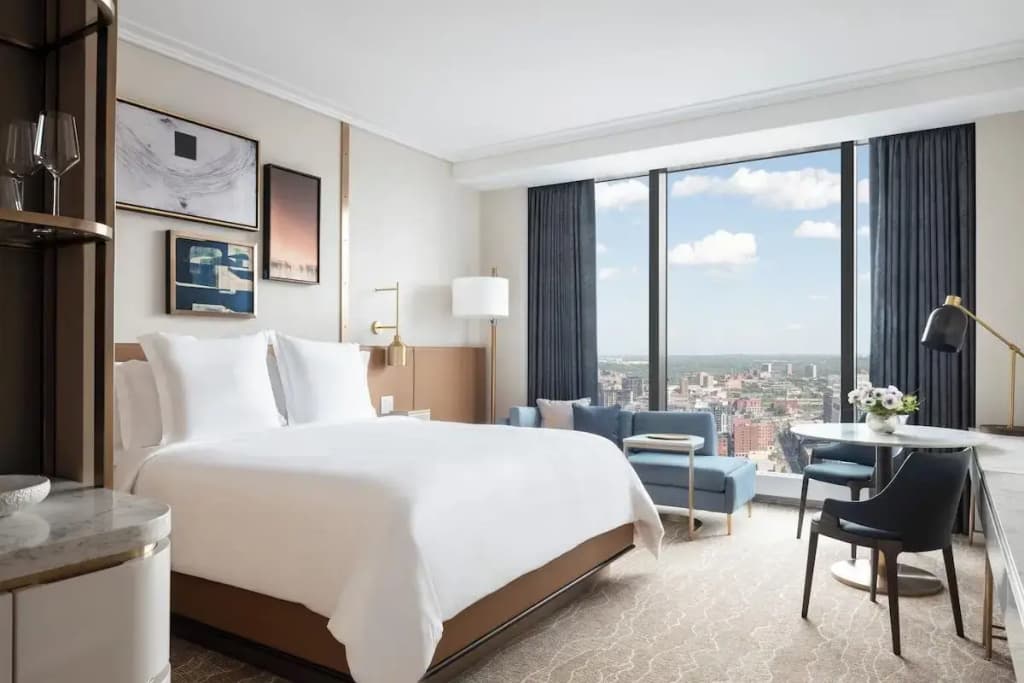 Four Seasons Minneapolis Hotel