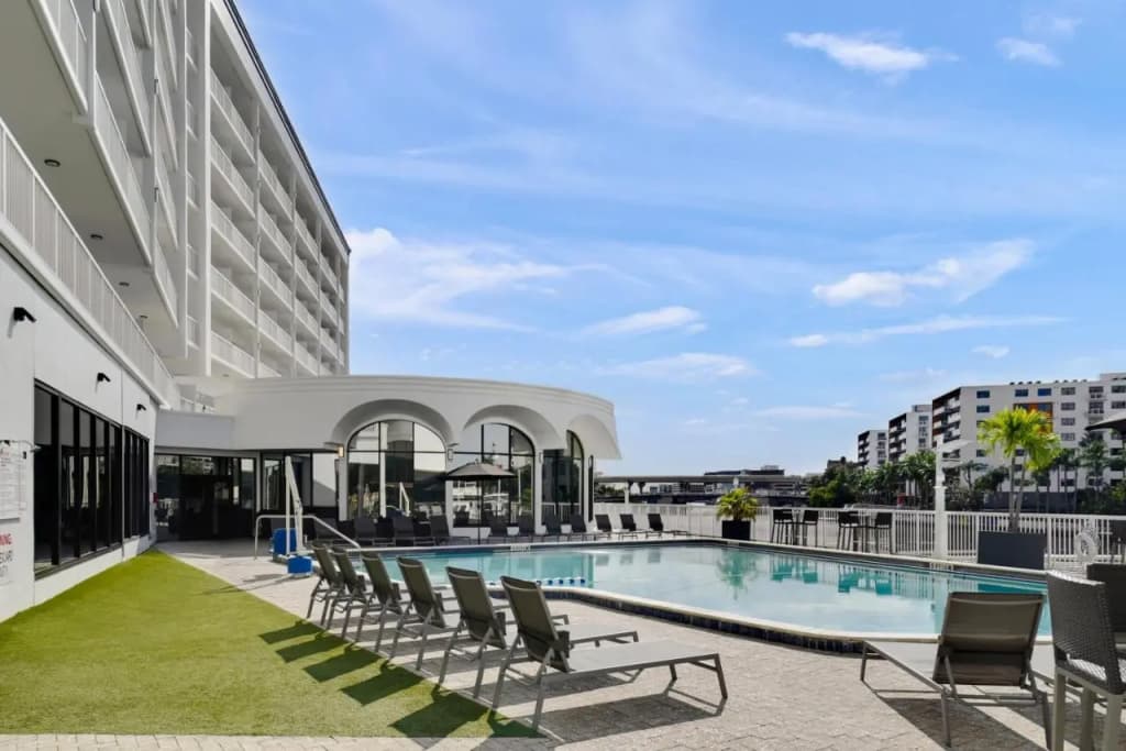 Hotel Tampa Riverwalk