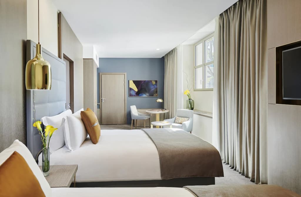 hotel