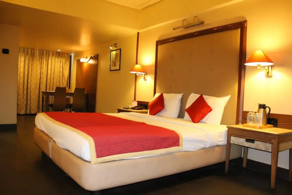 Townhouse Oak JM Road Formerly Krishna presidency