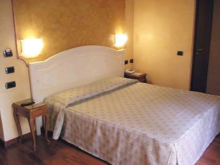 Floren Hotel