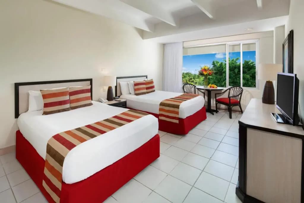 Oasis Palm Hotel