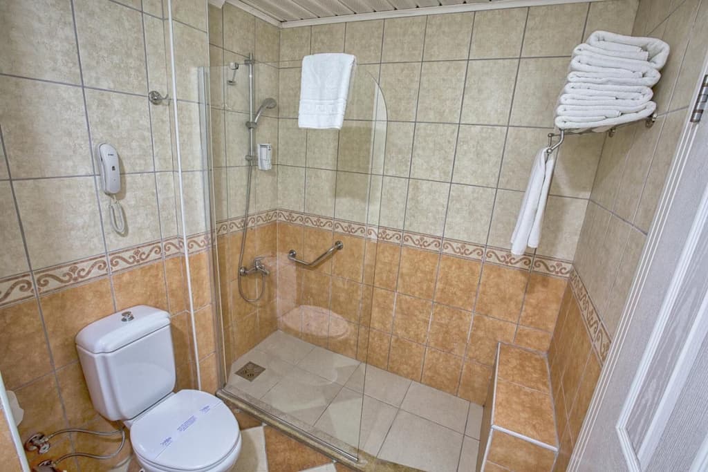 Photo 12