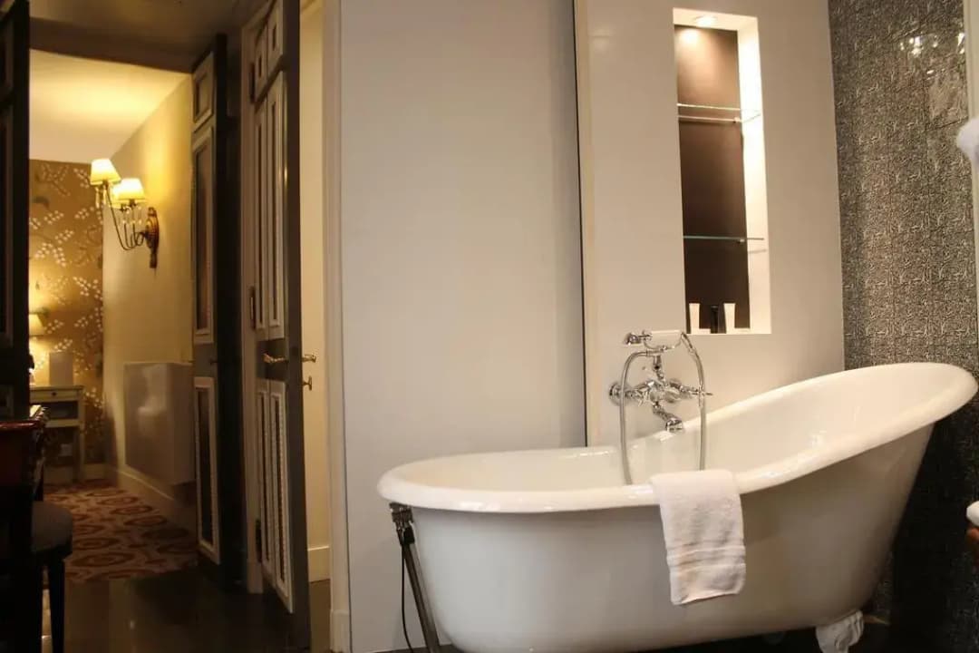 Photo 10