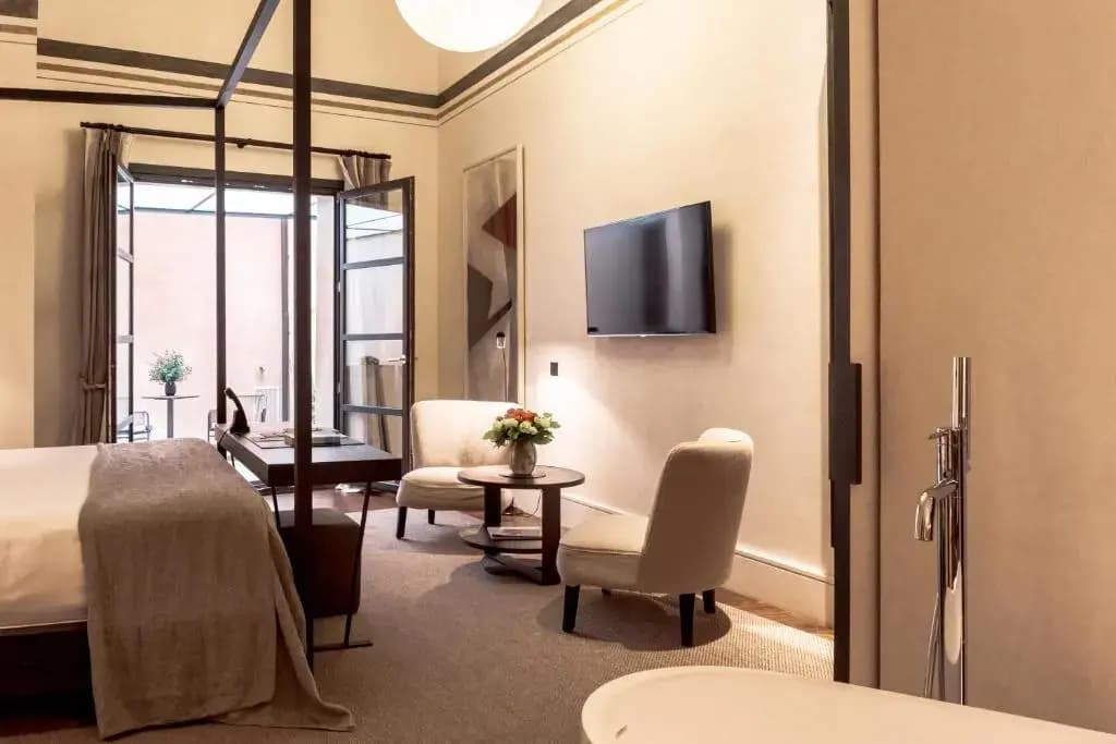 hotel