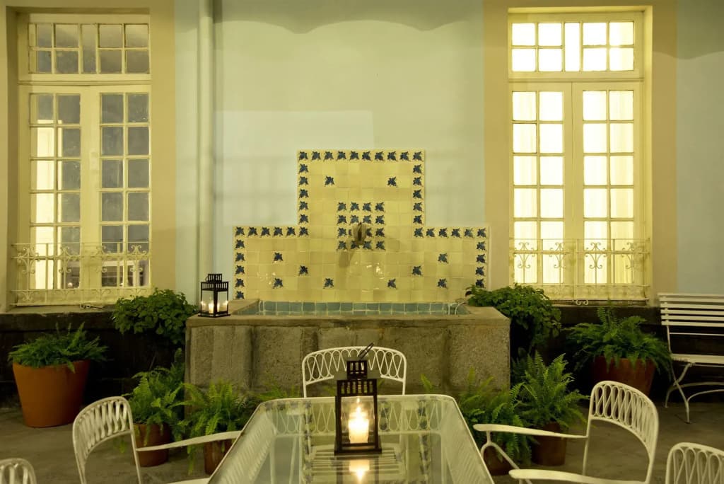 hotel