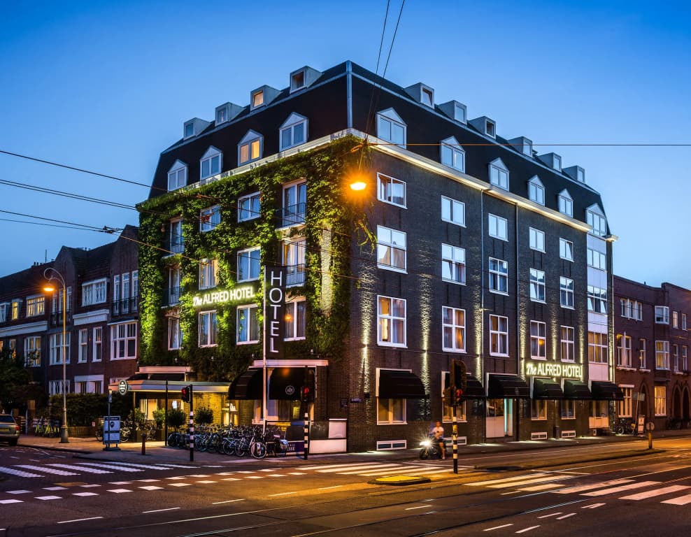 hotel