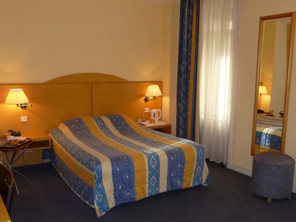 hotel