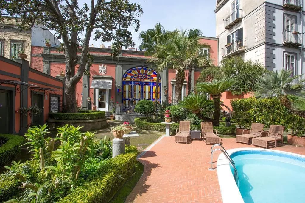hotel