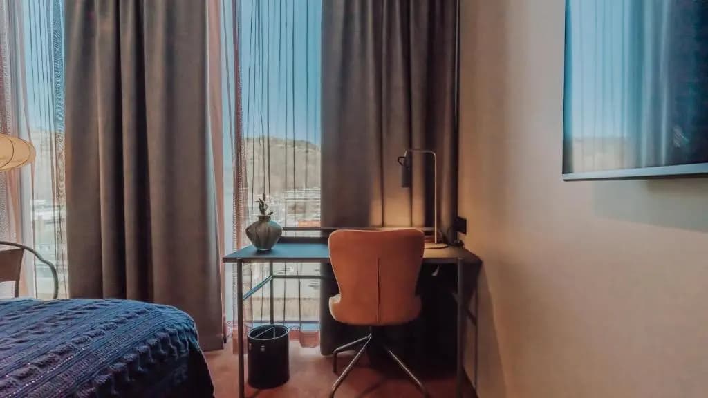 hotel
